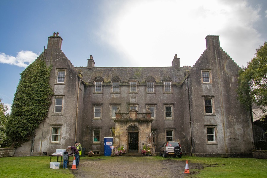 Bannockburn House Castle in St Ninians, Stirlingshire Stravaiging